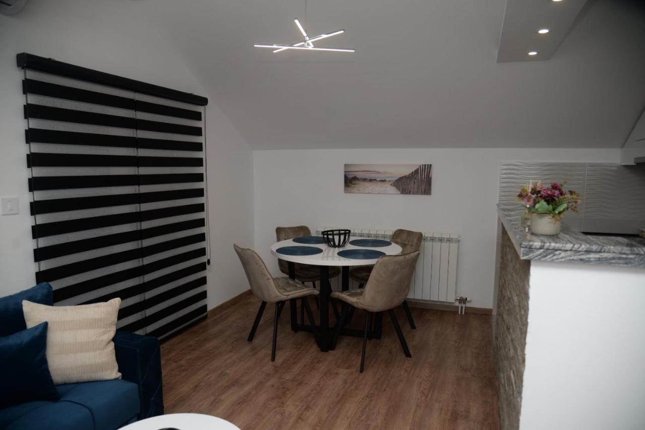 Lilien Apartment Airport Ledine Exterior photo