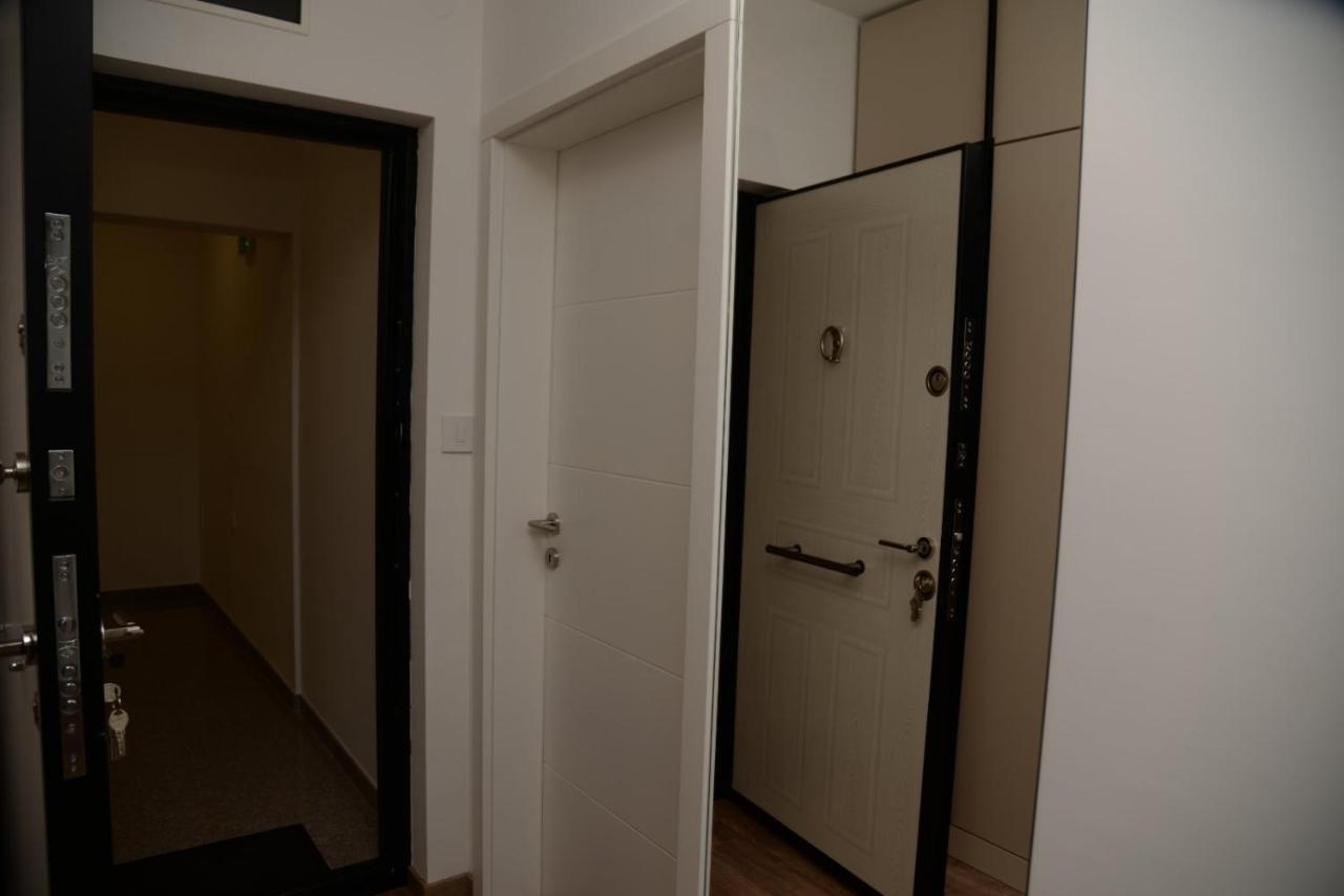 Lilien Apartment Airport Ledine Exterior photo