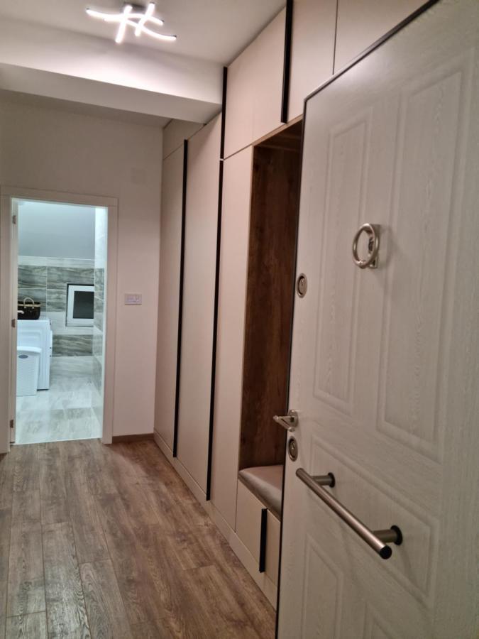 Lilien Apartment Airport Ledine Exterior photo